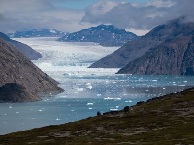 Der Qooroq Eisfjord in der Nähe von Narsarsuaq im Südwesten Grönlands.