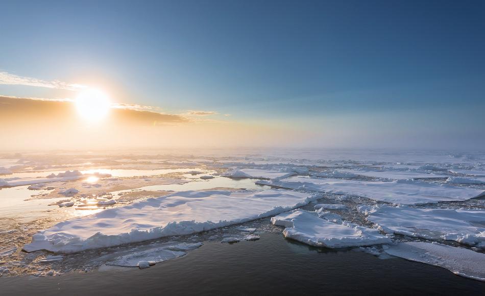 Treib- und Packeis spielen eine wichtige Rolle im Salzhaushalt des Arktischen Ozeans durch das Auftauen und Wiedereinfrieren von Meerwasser. Bild: Stefan Hendricks, AWI