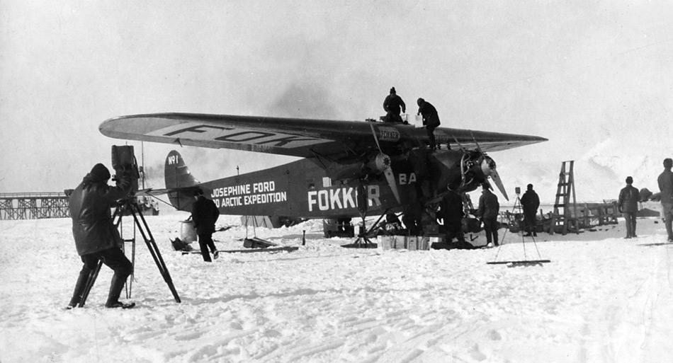 Die Fokker F. VII a/3m von Richard Byrd mit der er den Nordpol erreichte. Die Maschine erhielt den Namen der Tochter Josephine seines Unterstützers Henry Ford.